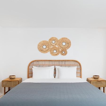 Frati Villas Beachfront Perivolos  Exterior photo